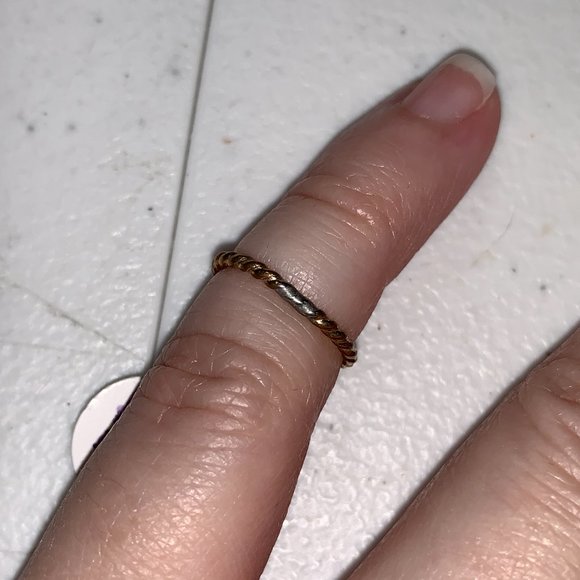 3/4 1.3mm Gold Filled Twist Band Ring - Picture 3 of 5